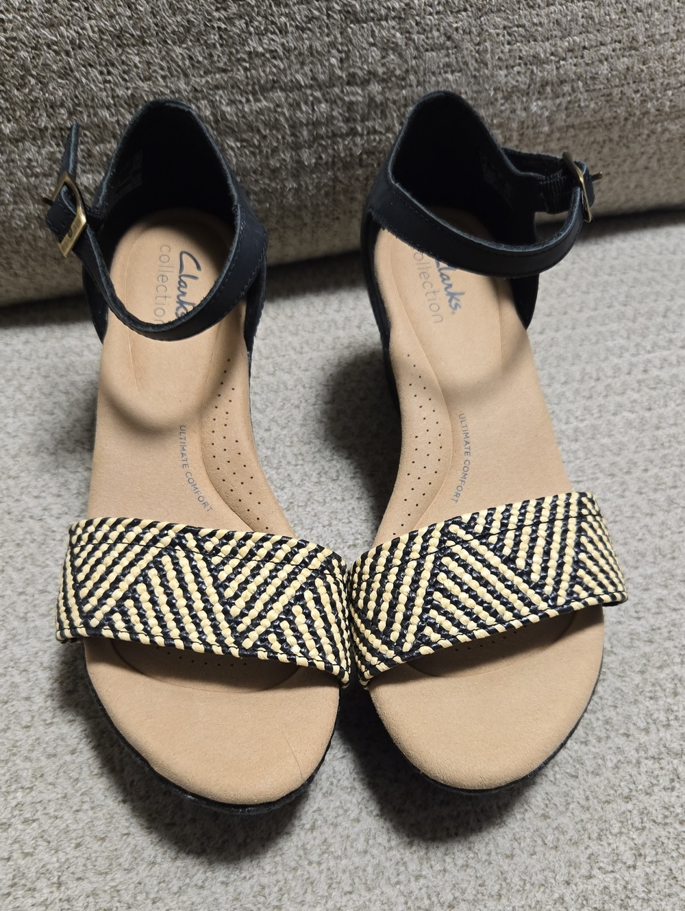 Clarks Rose Ease Women's Black and Natural Woven Ankle-Strap Wedge Sandals 7 - Picture 1 of 7